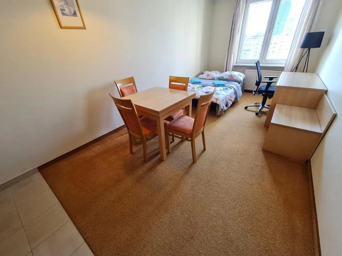 Appartamento 10Q - Z6 Apartament 1002 Varsavia Polonia