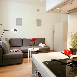 Apartament Jana Pawla Ii 36 - Bezplatny Podziemny Garaz - Free Parking - W Pelni Wyposazone - Better, Warszawa